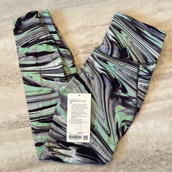 lululemon Base Pace HR Tight 25” - Picture 2 of 4